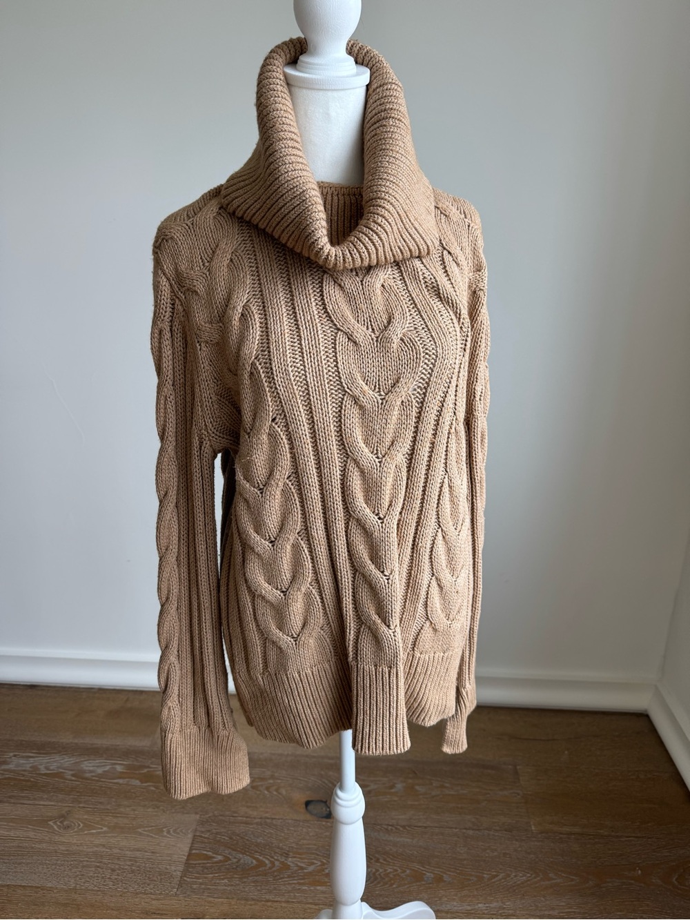 Banana Republic cowl neck sweater brown size M